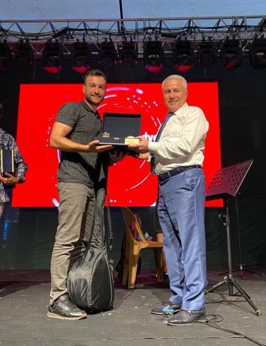 30 AĞUSTOS ZAFER BAYRAMI COŞKUSU VE TRT ANTALYA  RAYOSU’NUN KURULUŞ YILDÖNÜMÜ KUTLANDI