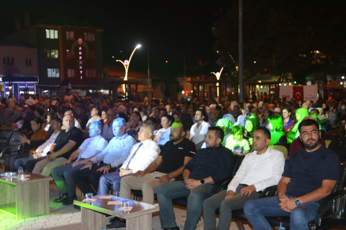 30 AĞUSTOS ZAFER BAYRAMI COŞKUSU VE TRT ANTALYA  RAYOSU’NUN KURULUŞ YILDÖNÜMÜ KUTLANDI