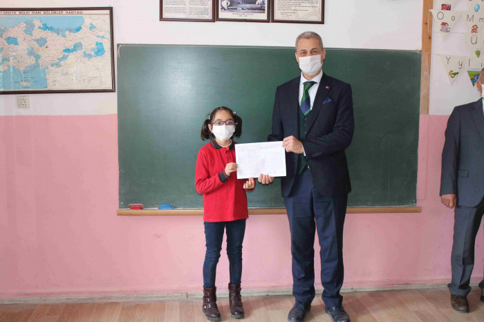 Okullarımızda karne heyecanı