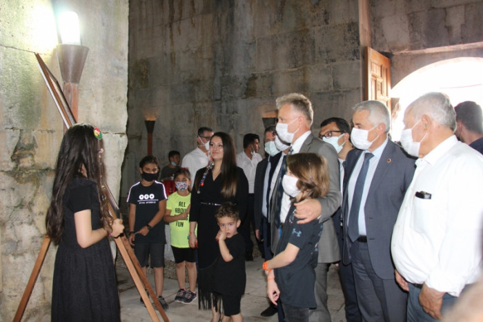 Tarihi Susuz Kervansarayında, Anadolu sergisi açıldı