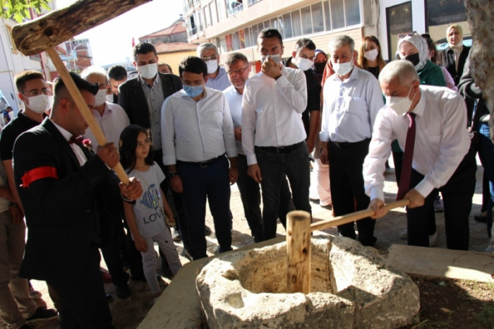 Bucak&rsquo;ta 30&rsquo;ncu geleneksel s&uuml;nnet ve keşkek ş&ouml;leni yapıldı