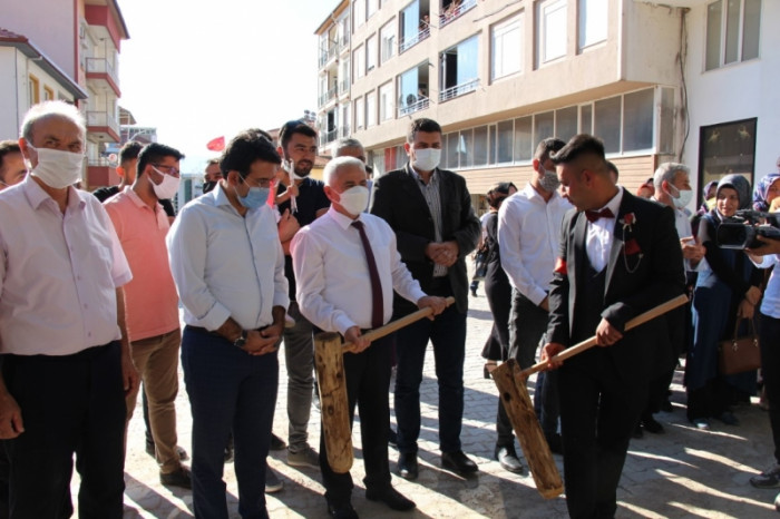 Bucak&rsquo;ta 30&rsquo;ncu geleneksel s&uuml;nnet ve keşkek ş&ouml;leni yapıldı