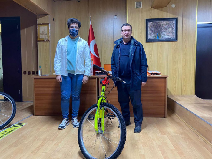 		İKAMETGAHINI BUCAK’A ALANLAR, HEDİYEYİ KAPTI