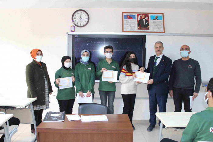 Okullarımızda karne heyecanı