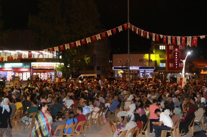 30 AĞUSTOS ZAFER BAYRAMI COŞKUSU VE TRT ANTALYA  RAYOSU’NUN KURULUŞ YILDÖNÜMÜ KUTLANDI
