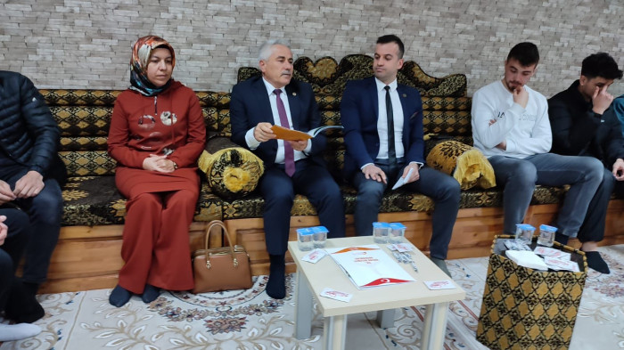 Başkan Ünal Gençlerle Buluştu