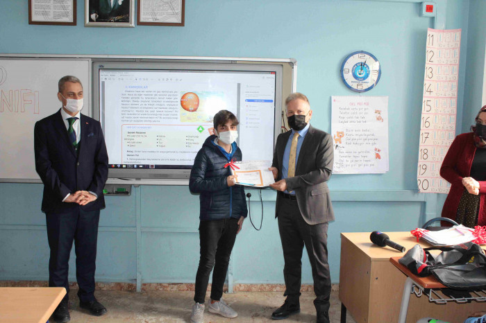 Okullarımızda karne heyecanı