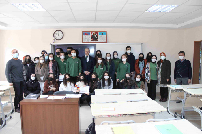 Okullarımızda karne heyecanı