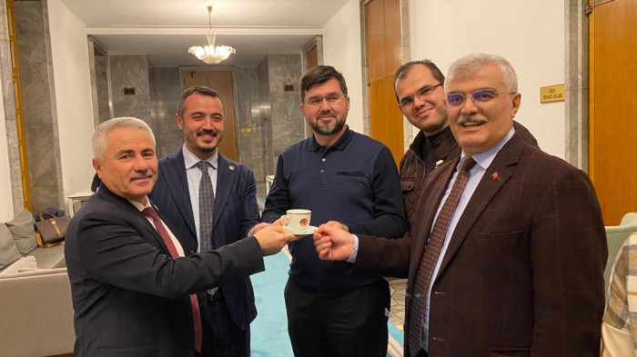 TBMM’de Gelenekselleşen Bucak Salebi İkramı Yapıldı