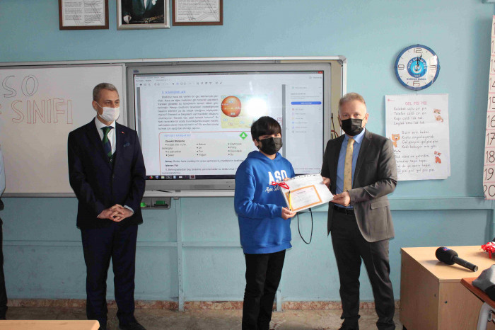 Okullarımızda karne heyecanı