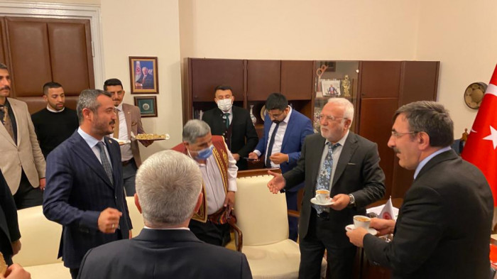 TBMM’de Gelenekselleşen Bucak Salebi İkramı Yapıldı