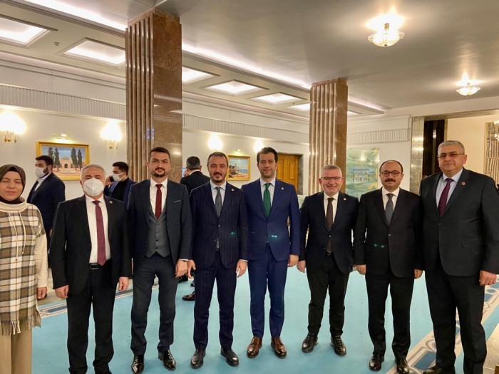 TBMM’de Gelenekselleşen Bucak Salebi İkramı Yapıldı