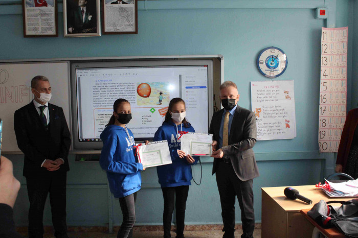 Okullarımızda karne heyecanı