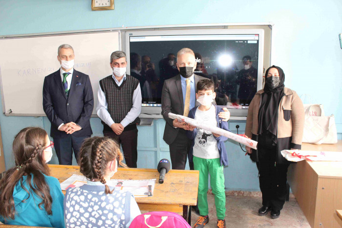 Okullarımızda karne heyecanı