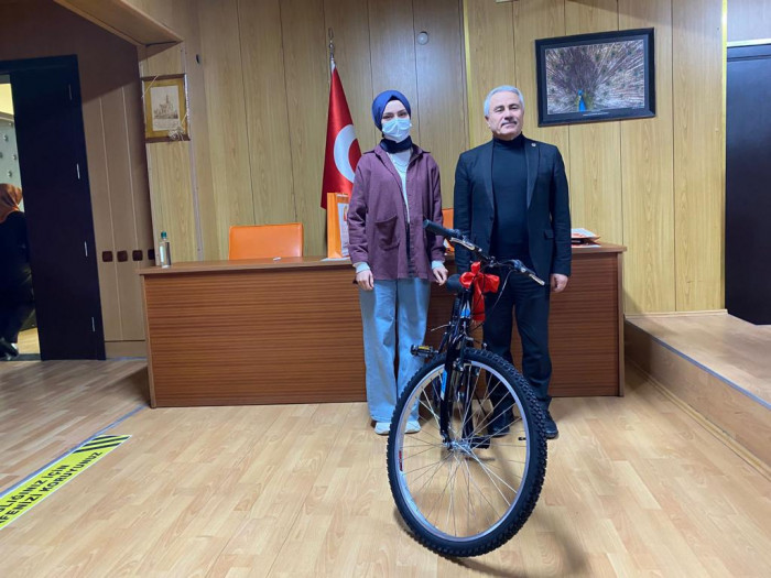 		İKAMETGAHINI BUCAK’A ALANLAR, HEDİYEYİ KAPTI