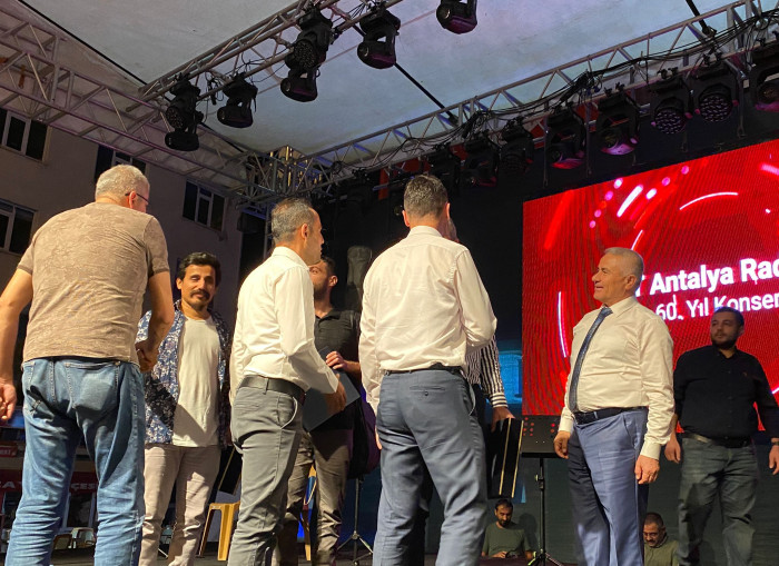 30 AĞUSTOS ZAFER BAYRAMI COŞKUSU VE TRT ANTALYA  RAYOSU’NUN KURULUŞ YILDÖNÜMÜ KUTLANDI