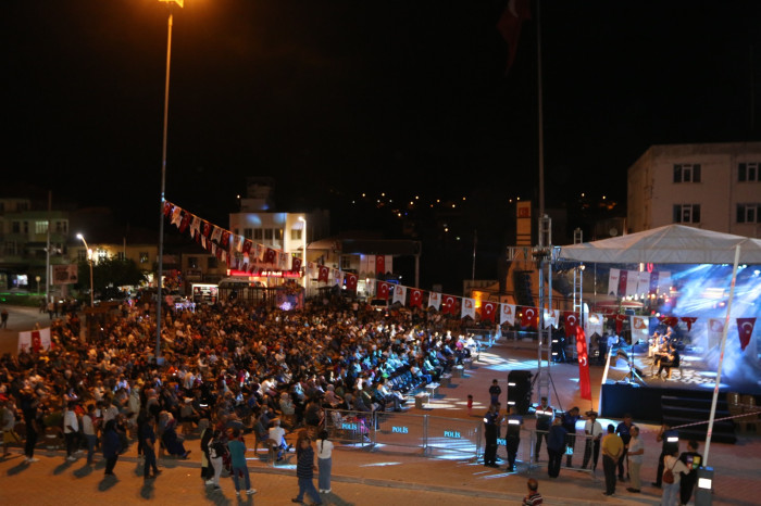 30 AĞUSTOS ZAFER BAYRAMI COŞKUSU VE TRT ANTALYA  RAYOSU’NUN KURULUŞ YILDÖNÜMÜ KUTLANDI