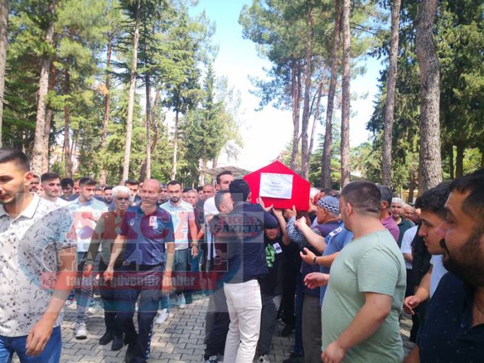 Ağır yaralanan P. Teğmen Bucak’ta toprağa verildi