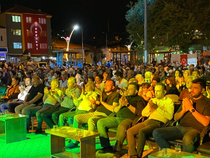 30 AĞUSTOS ZAFER BAYRAMI COŞKUSU VE TRT ANTALYA  RAYOSU’NUN KURULUŞ YILDÖNÜMÜ KUTLANDI