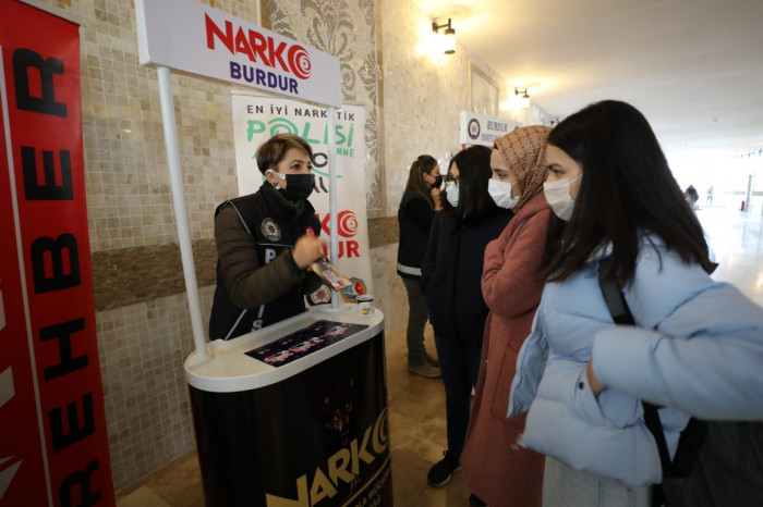 MAKÜ’de Kadına Şiddete Hayır Etkinliği Düzenlendi