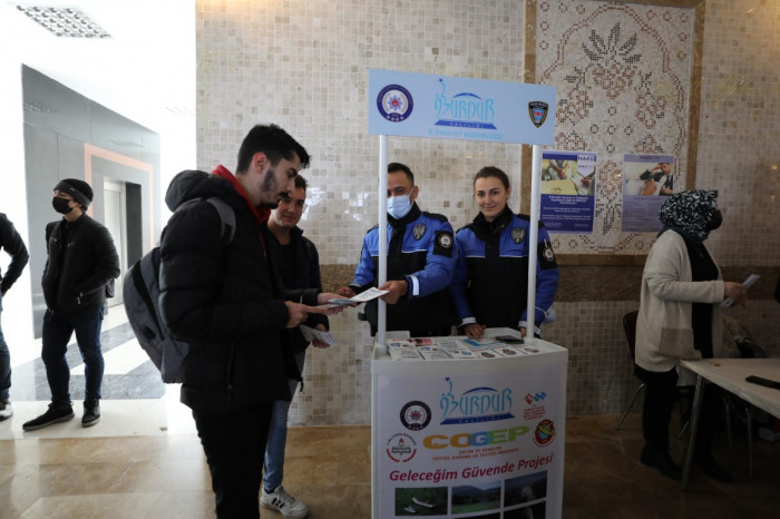 MAKÜ’de Kadına Şiddete Hayır Etkinliği Düzenlendi