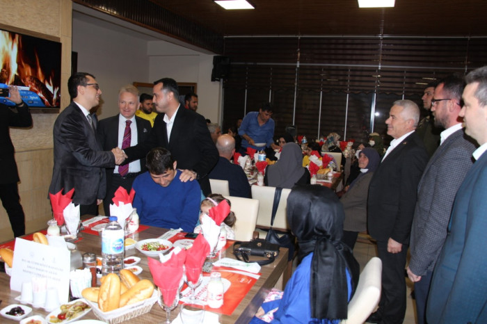 ŞEHİT AİLELERİ VE GAZİLER İFTARDA BULUŞTU