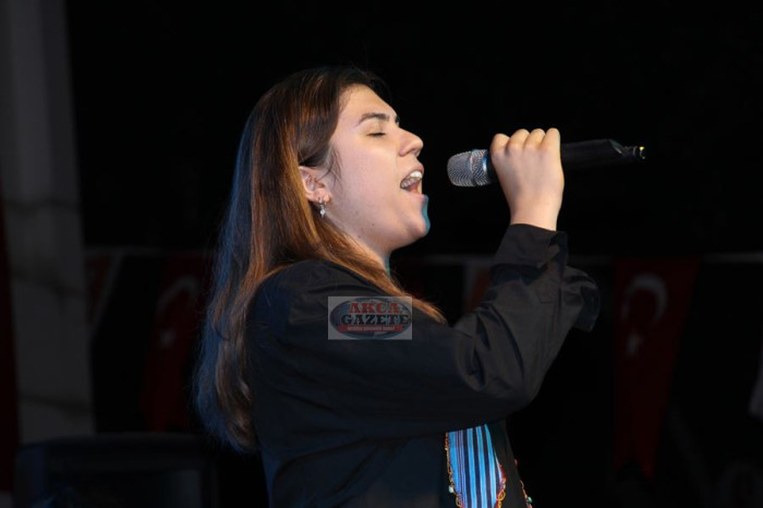 BUCAK’TA ‘YETENEK SİZSİNİZ’ YARIŞMASININ FİNALİ YAPILDI