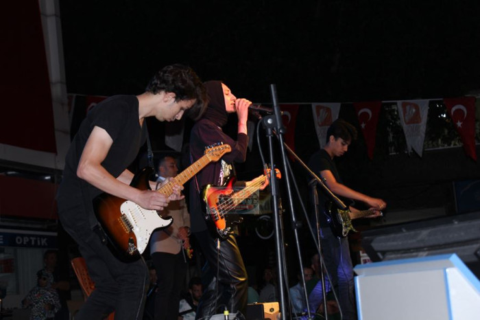 BUCAK’TA ‘YETENEK SİZSİNİZ’ YARIŞMASININ FİNALİ YAPILDI