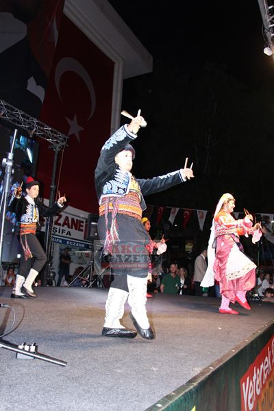 BUCAK’TA ‘YETENEK SİZSİNİZ’ YARIŞMASININ FİNALİ YAPILDI