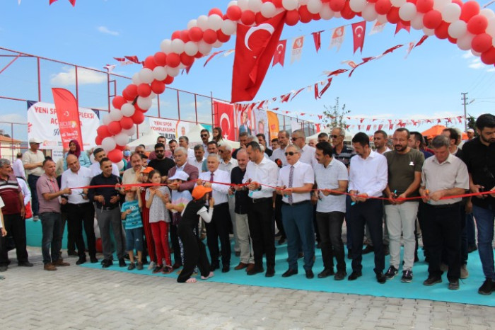 BUCAK BELEDİYESİ SPOR KOMPLEKSİ AÇILDI