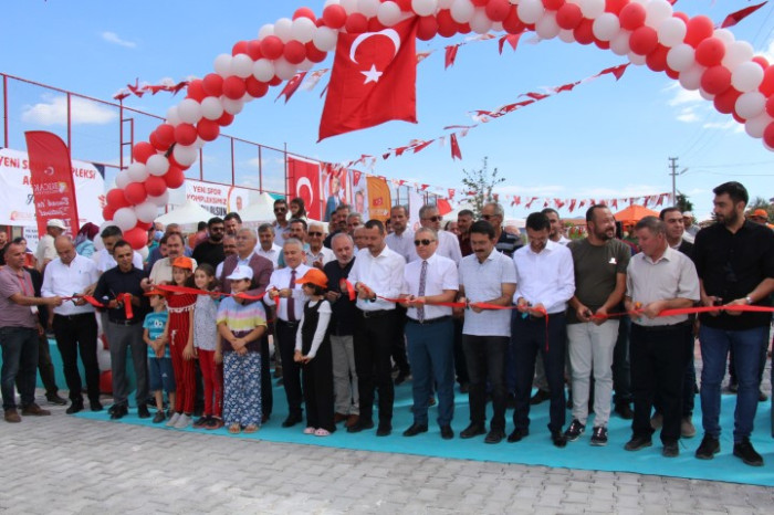 BUCAK BELEDİYESİ SPOR KOMPLEKSİ AÇILDI
