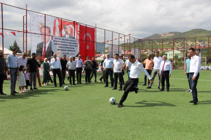 BUCAK BELEDİYESİ SPOR KOMPLEKSİ AÇILDI