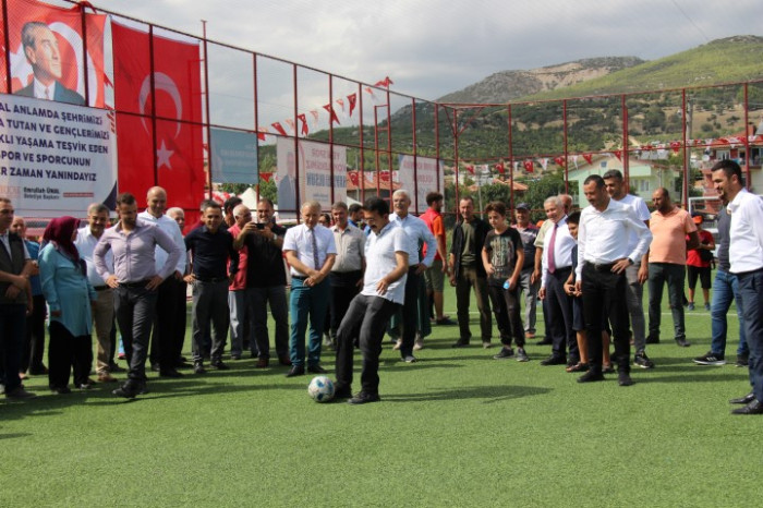 BUCAK BELEDİYESİ SPOR KOMPLEKSİ AÇILDI