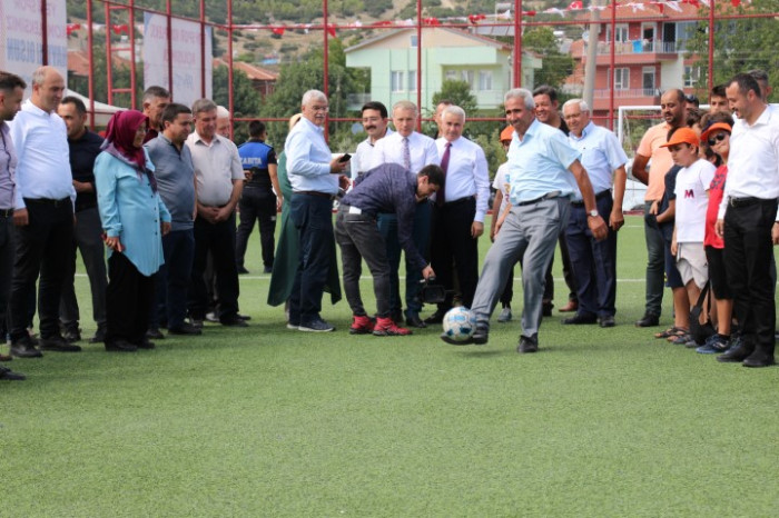 BUCAK BELEDİYESİ SPOR KOMPLEKSİ AÇILDI