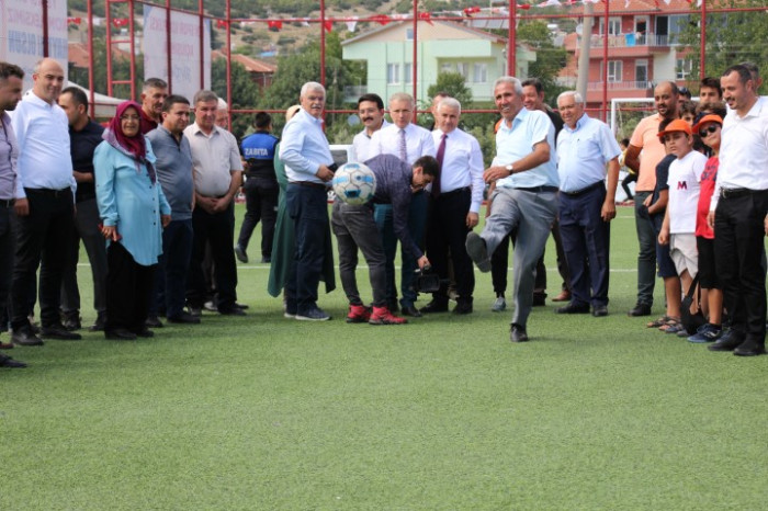 BUCAK BELEDİYESİ SPOR KOMPLEKSİ AÇILDI