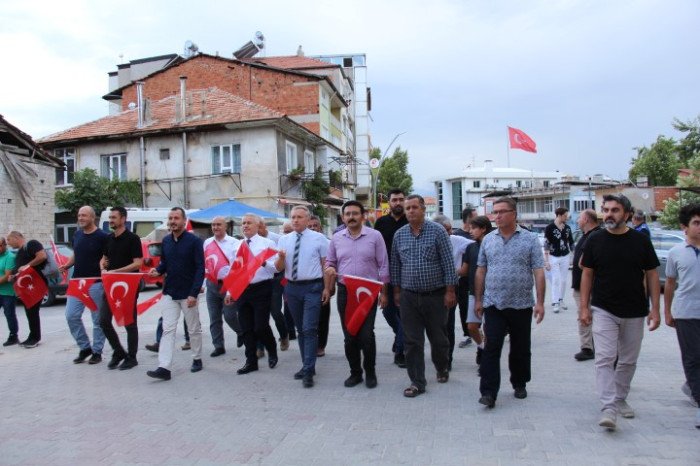 Bucak’ta 31. Geleneksel keşkek dövme ve sünnet şöleni yapıldı