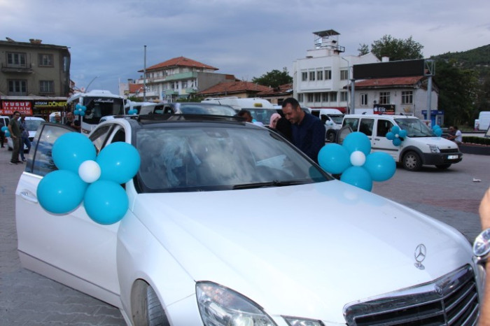 Bucak’ta 31. Geleneksel keşkek dövme ve sünnet şöleni yapıldı