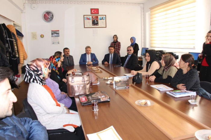 Bucak’ta 12 Bin 495 Öğrenci Yarıyıl Karnesi Aldı