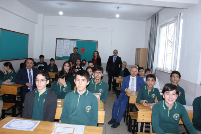 Bucak’ta 12 Bin 495 Öğrenci Yarıyıl Karnesi Aldı