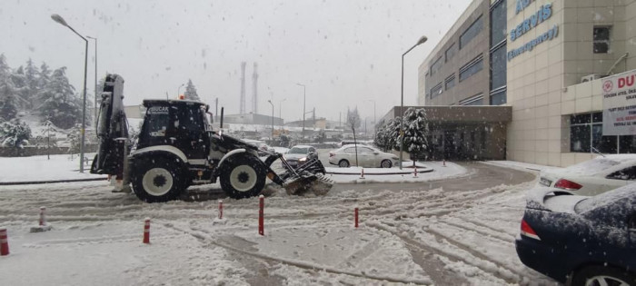 BUCAK’TA KAR YAĞIŞI ETKİLİ OLDU