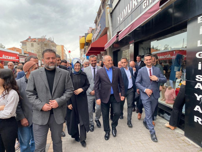 Bakan Çavuşoğlu Bucak'ta SKM açılışı yaptı