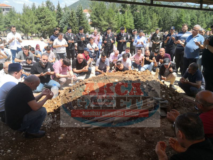 Ağır yaralanan P. Teğmen Bucak’ta toprağa verildi