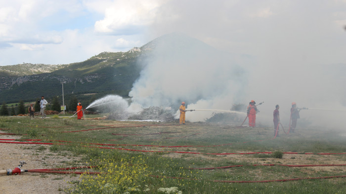 BUCAK’TA GERÇEĞİ ARATMAYAN YANGIN TATBİKATI 