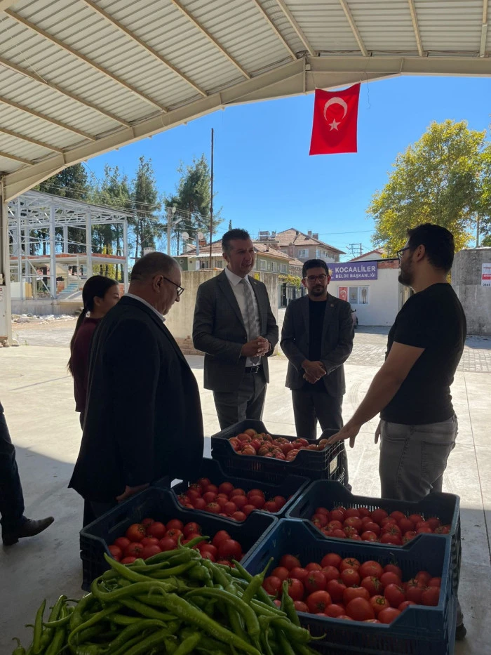 CHP Bucak İlçe Teşkilatından Kocaaliler’e Ziyaret Turu
