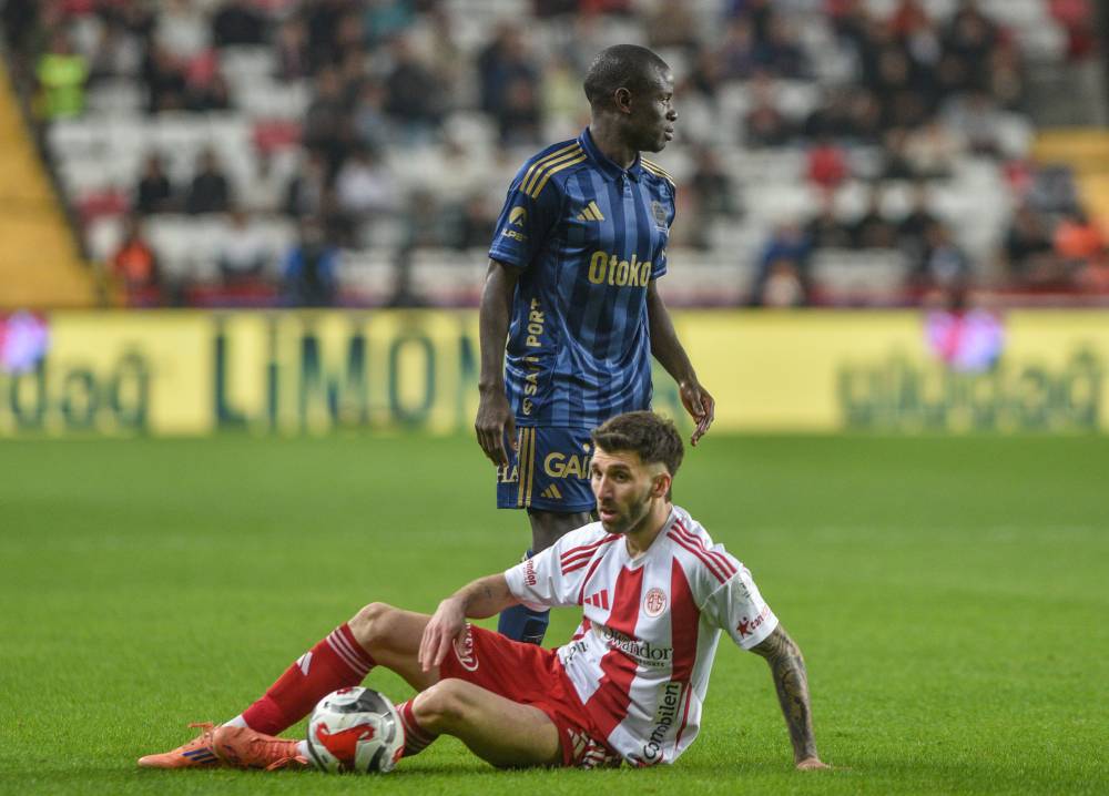 Hesap.com Antalyaspor - Fenerbah&ccedil;e: 2-2