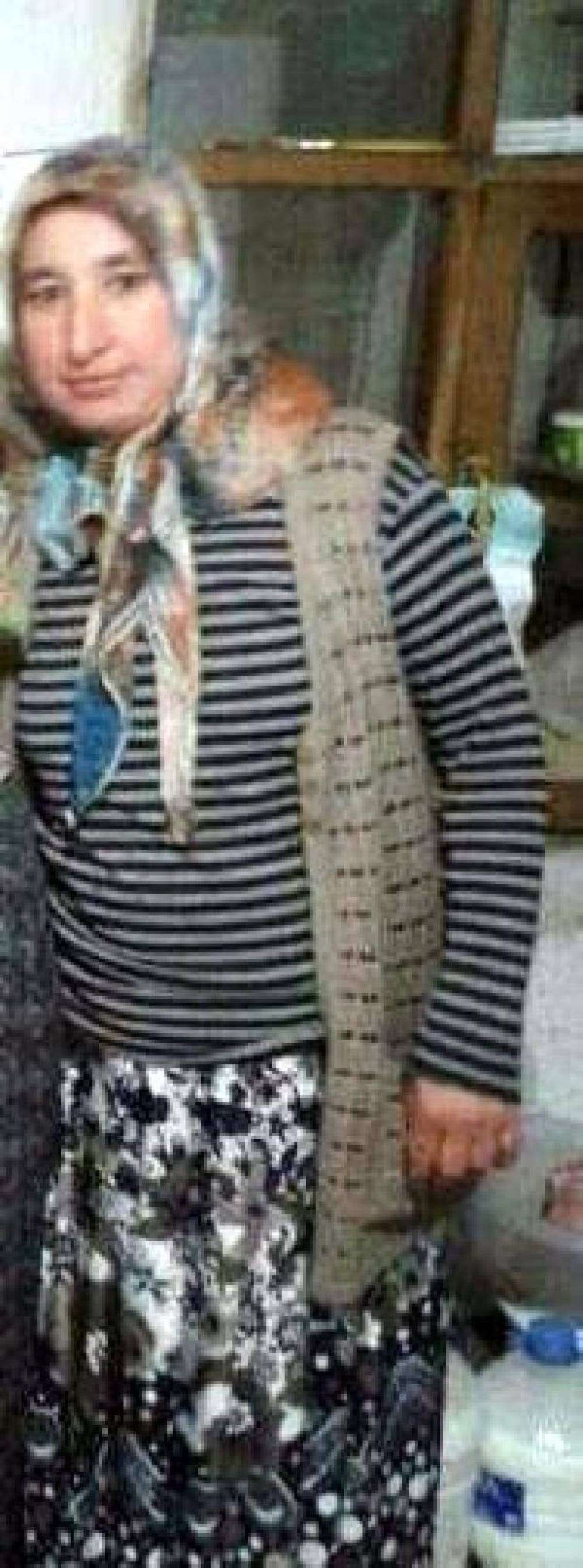 Eşinin kestiği ağaç dalının altında can verdi 