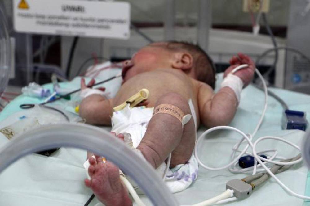 Burdur'da sokağa terk edilen bebeğin sağlık durumu iyiye gidiyor