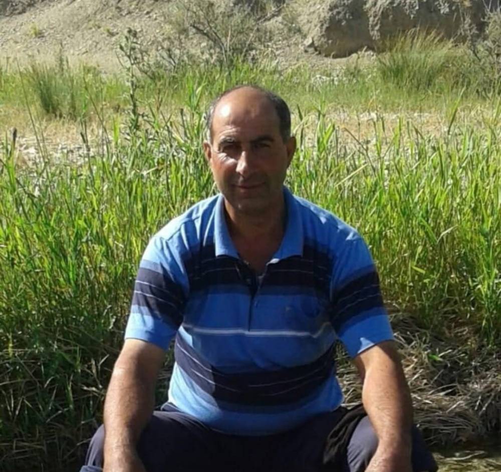 Van'da otomobilin &ccedil;arptığı baba hayatını kaybetti, oğlu yaralandı