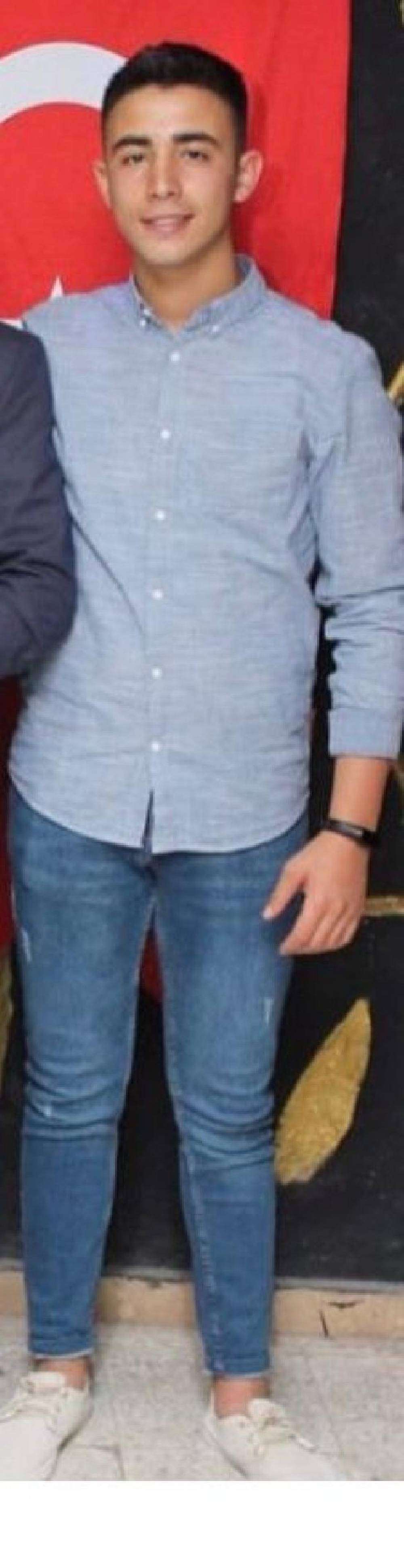 Kick boks sporcusu, yan bakma kavgasında bıçakla öldürüldü 