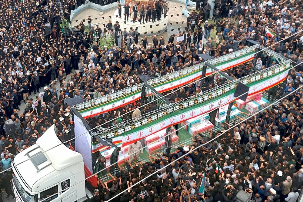 İran&rsquo;da saldırılarda hayatını kaybedenlerin sayısı 1045'e y&uuml;kseldi